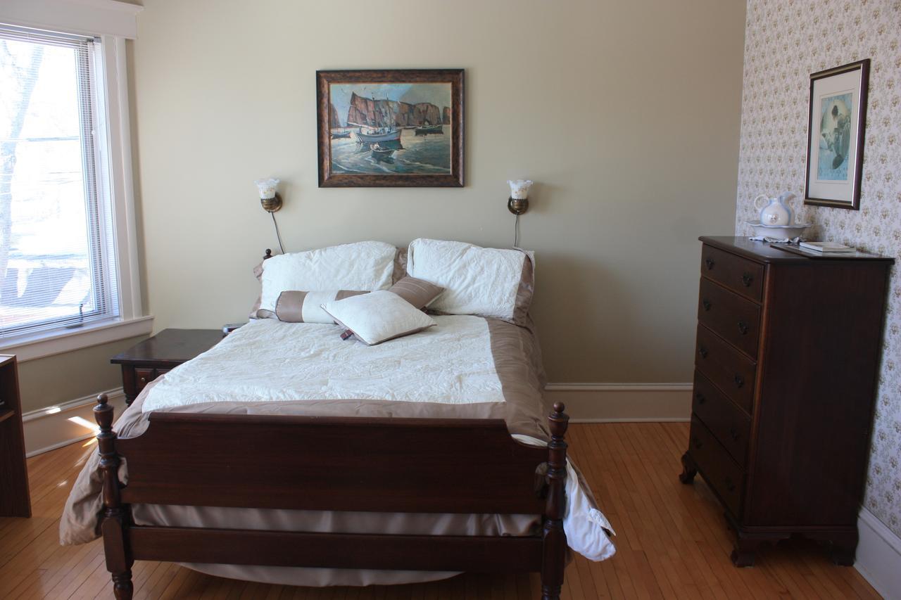 Downtown Bed & Breakfast Moncton Exterior foto